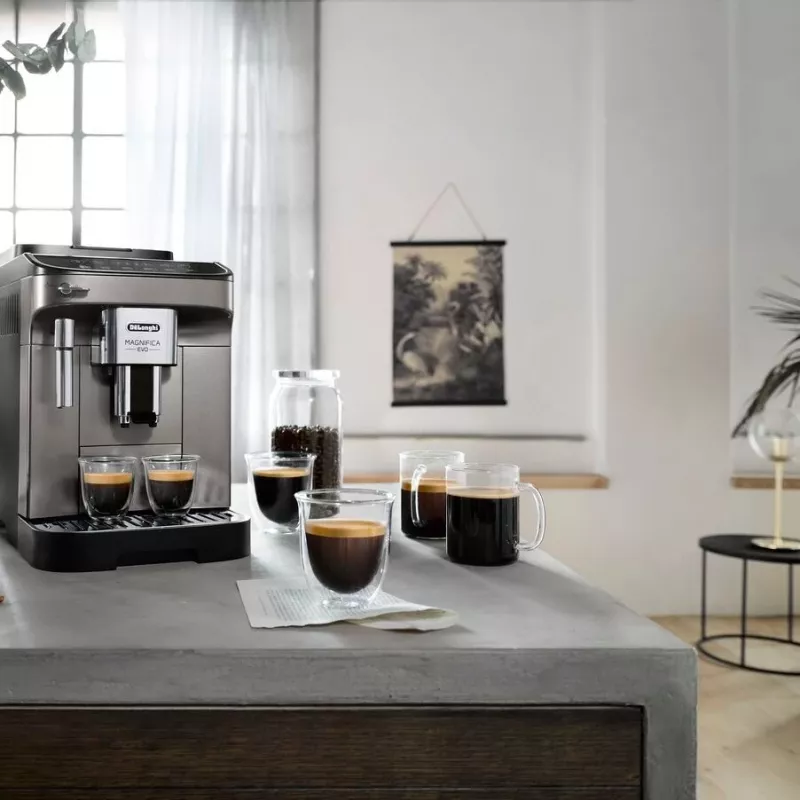 De’Longhi Magnifica Evo automatický kávovar 1,8 l