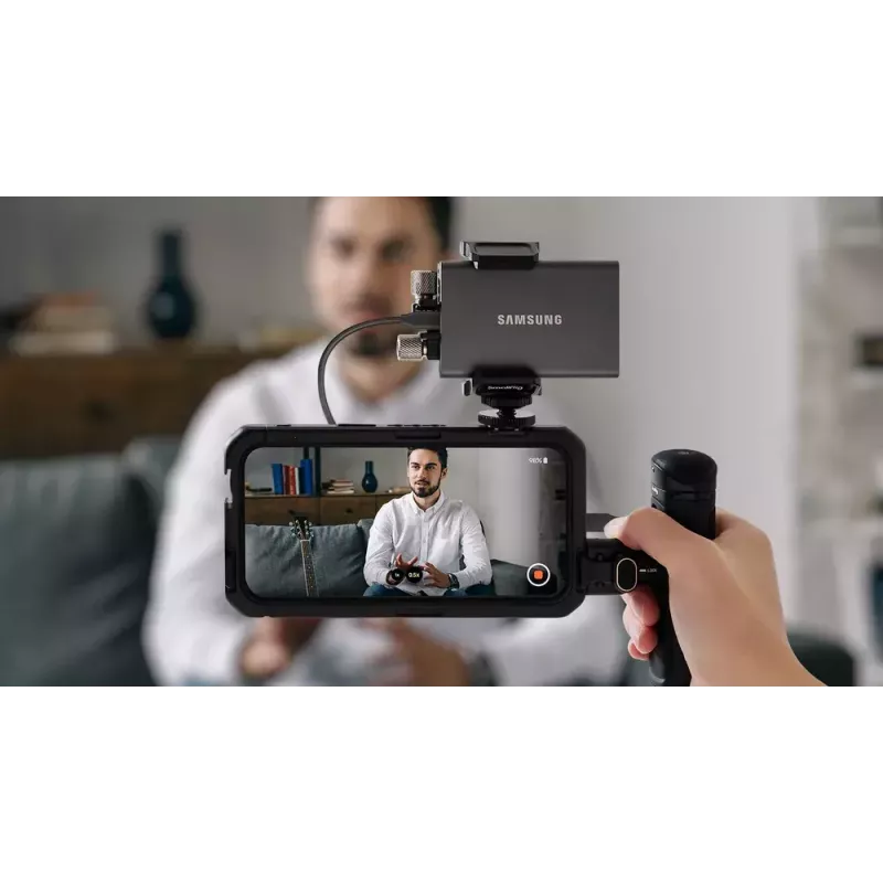 Externý SSD Samsung T7 Portable 2TB USB Type-C 3.2 Gen 2 modrá (NVMe, 1050/1000 MB/s)