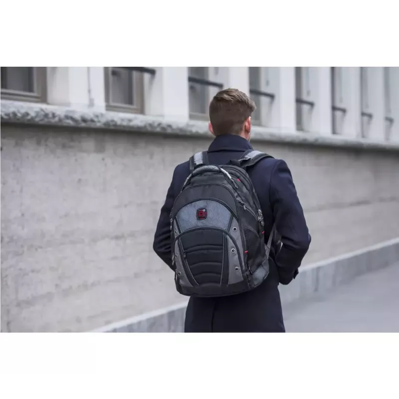 Voľnočasový batoh Wenger SwissGear Synergy