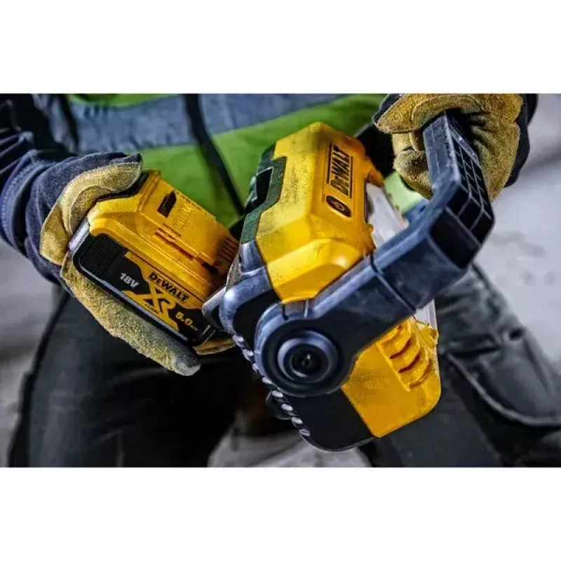 Voľne stojaca pracovná lampa DeWalt DCL077-XJ, 2000 lm, IP54, bezdrôtová (batéria sa predáva samostatne)