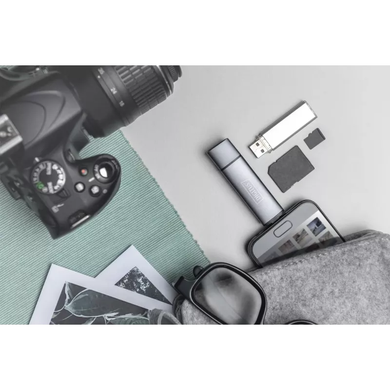 DIGITUS Combo Card Reader Hub (USB-C+USB 3.0) 1x SD, 1x MicroSD, 1x USB 3.0, sivý