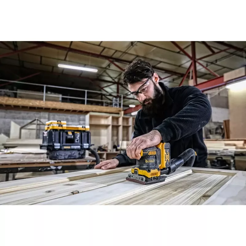 Prenosná brúska DeWALT DCW200N-XJ