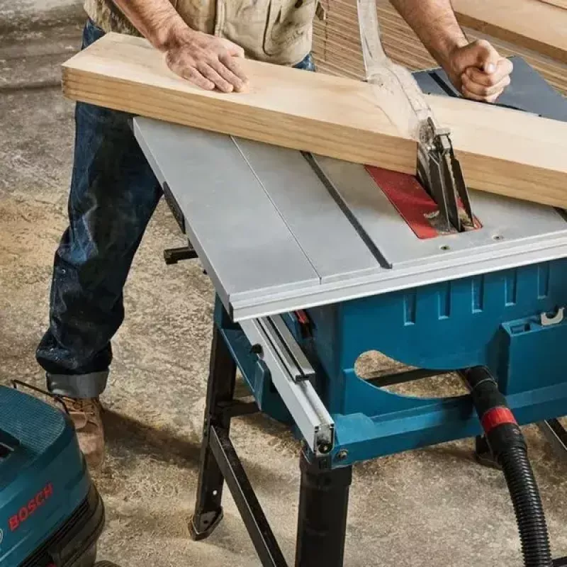 Stolná kotúčová píla Bosch GTS 254