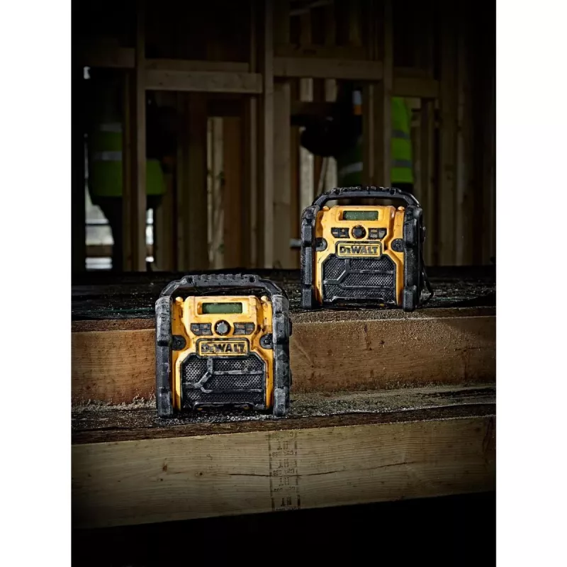 DEWALT bezdrôtové Li-Ion DAB+/FM kompaktné rádio – iba prístroj