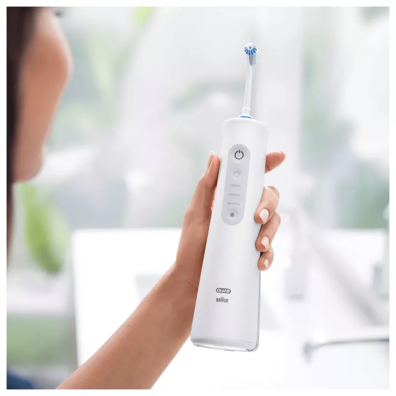 Oral-B AquaCare 6 Pro-Expert ústna sprcha 0,15 l