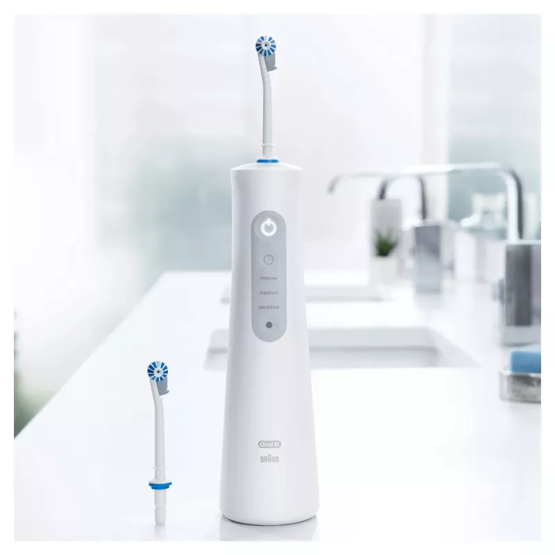 Oral-B AquaCare 6 Pro-Expert ústna sprcha 0,15 l