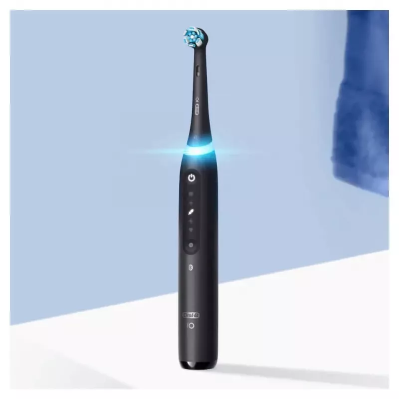 Oral-B iO Series 5 vibračná zubná kefka pre dospelých čierna
