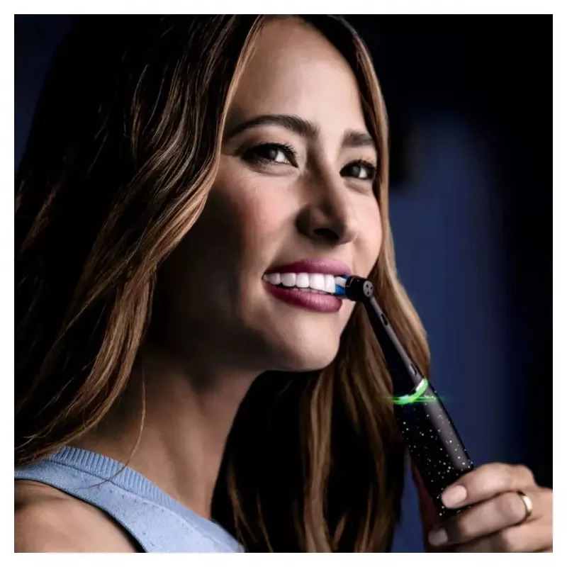 Oral-B iO Series 10 rotačno-oscilačná zubná kefka pre dospelých čierna