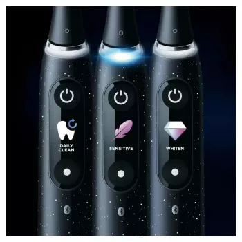 Rotačno-oscilačná zubná kefka Oral-B iO Series 10 čierna