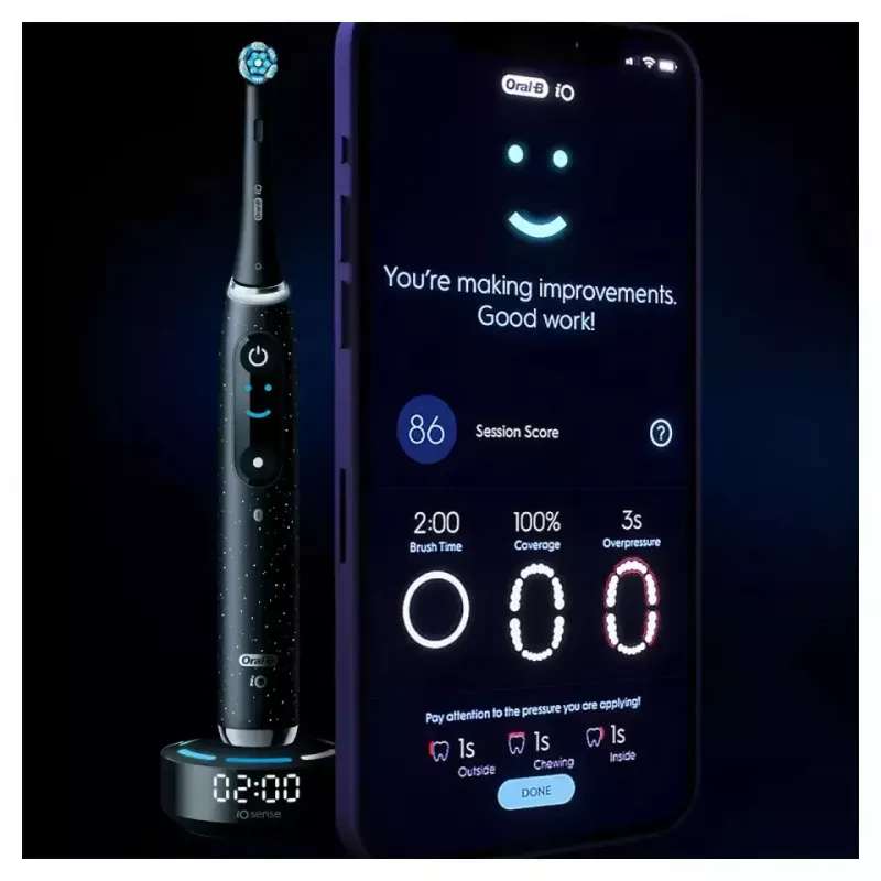 Rotačno-oscilačná zubná kefka Oral-B iO Series 10 čierna