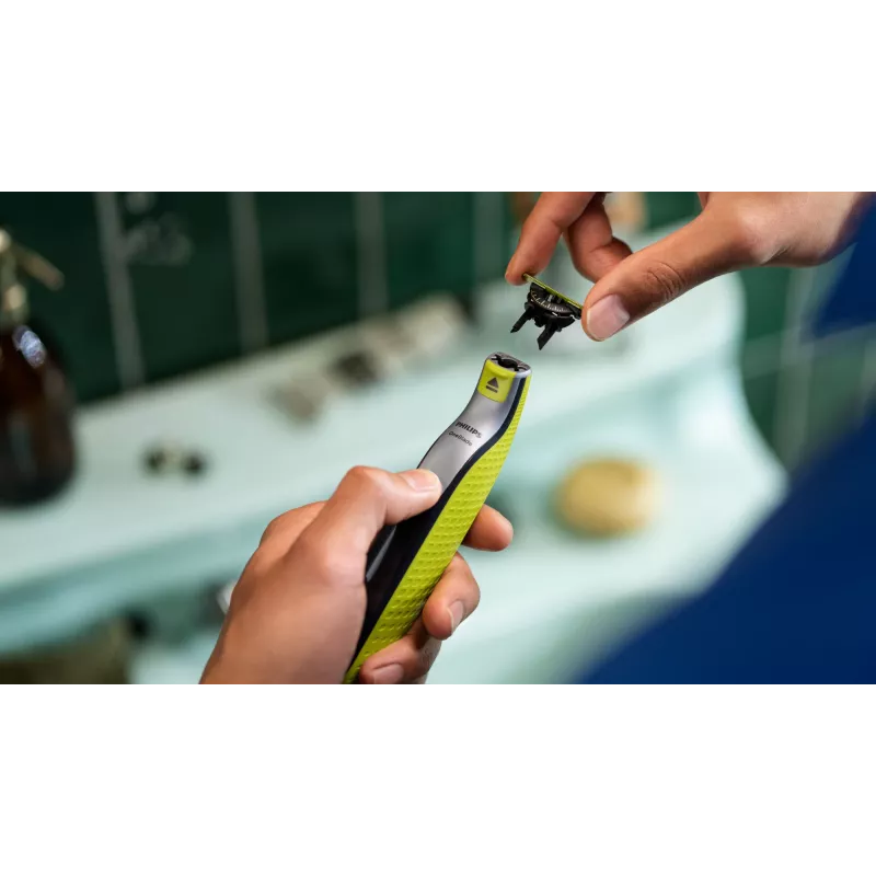 Holiaca hlava Philips Norelco OneBlade QP420/50, strieborná, 2 náhradné hlavy, kompatibilné s Philips OneBlade