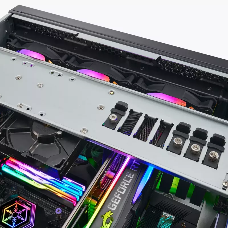 SilverStone SST-RM44 4U rackové serverové šasi, SSI-EEB/SSI-CEB/ATX, čierne