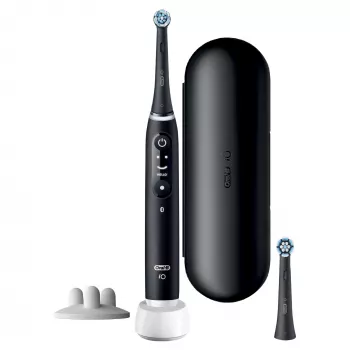 Oral-B iO 6 vibračná zubná kefka pre dospelých čierna