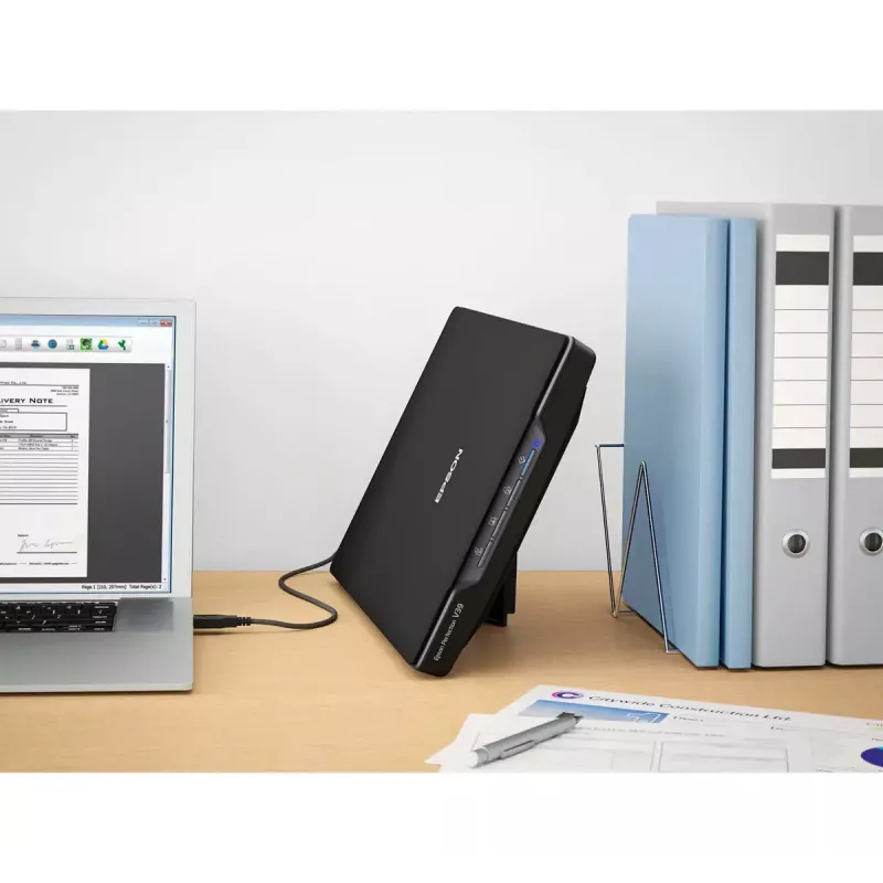 Plochý skener Epson Perfection V39II — A4, 4800 x 4800 DPI, CIS, USB napájaný, čierny