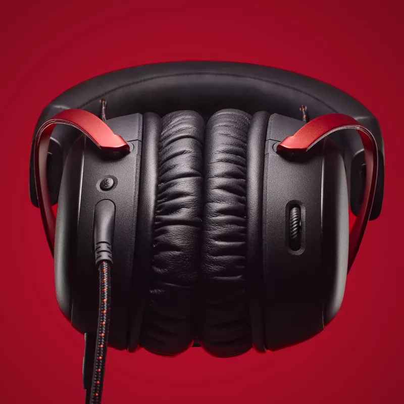 HyperX Cloud III – herný headset (čierny)