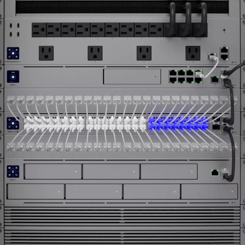 UBIQUITI NETWORKS UniFi Switch USW-PRO-MAX-48 48-portový PoE PoE++