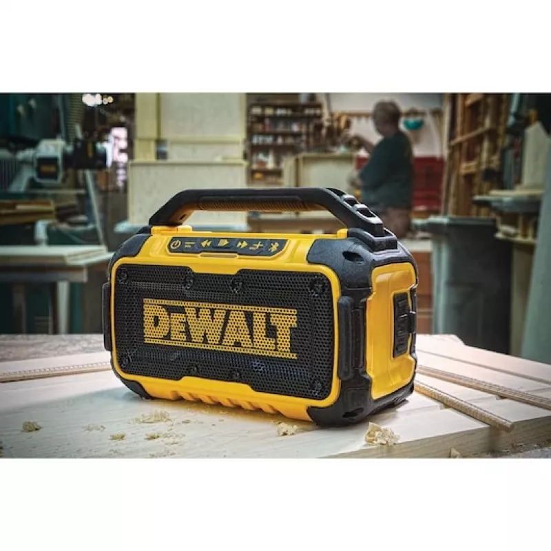 DEWALT akumulátorový Bluetooth kompaktný reproduktor – iba zariadenie