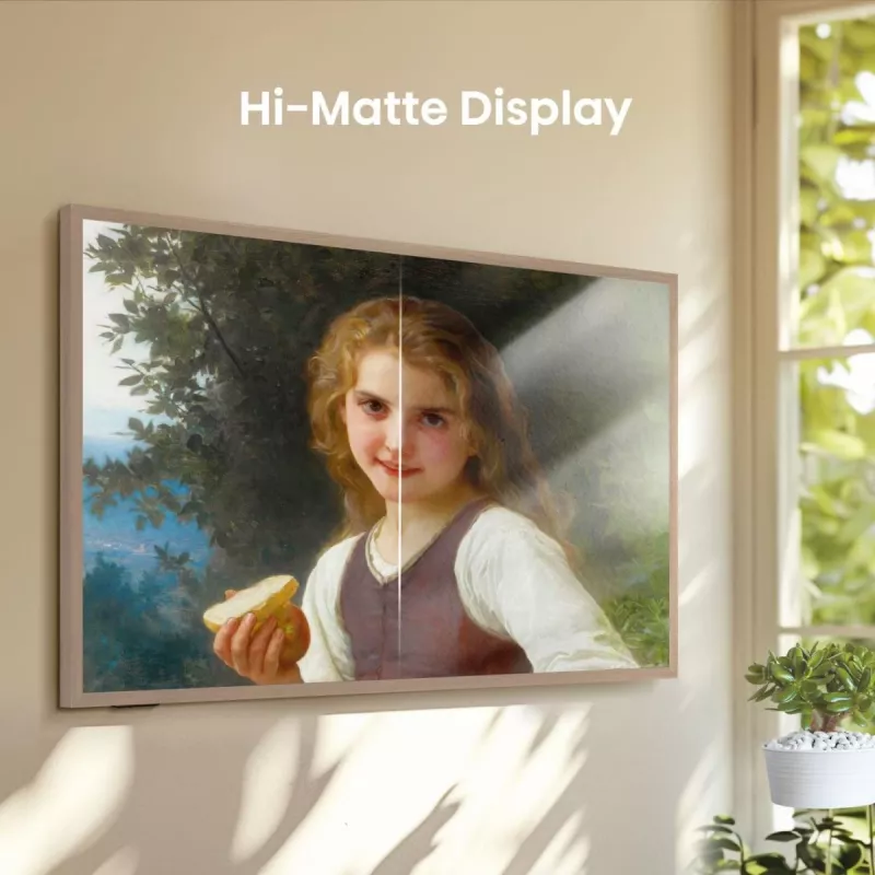 Hisense 55 inch S7NQTUK Canvas TV s Freely & ArtMode
