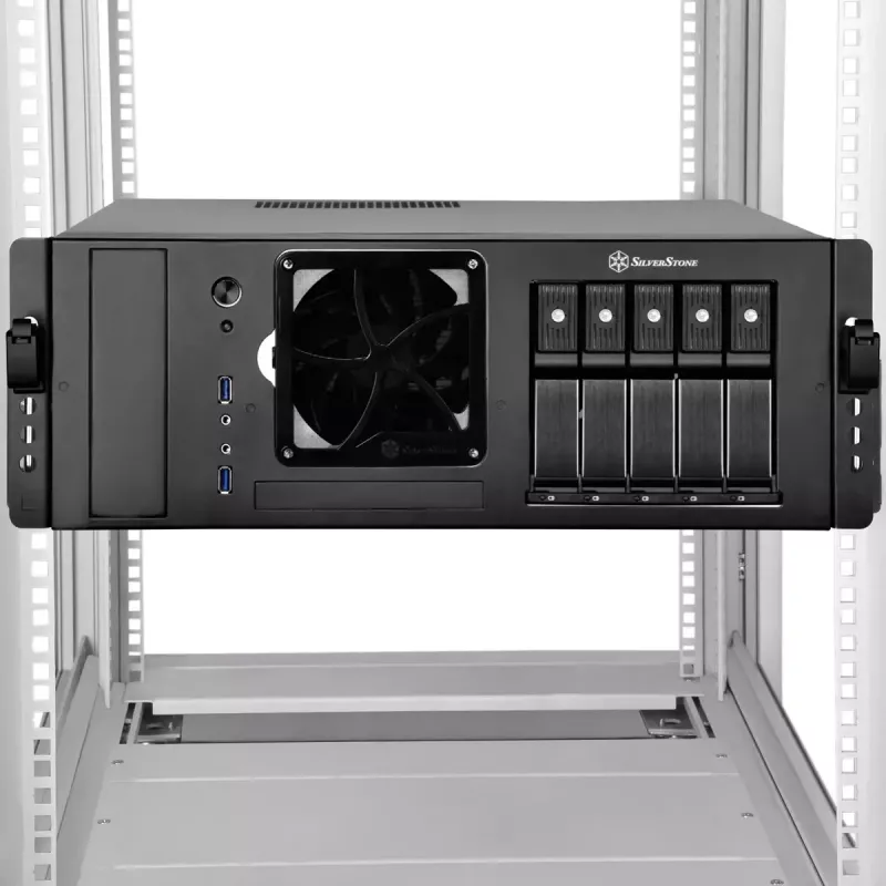 RMS05-22 strieborný oceľový rack SilverStone
