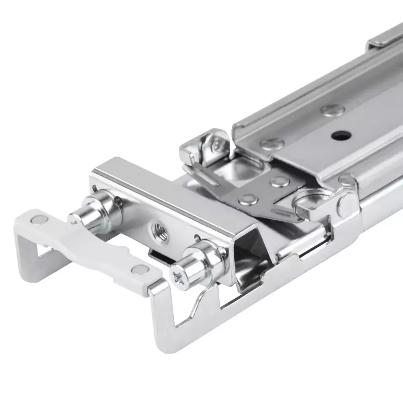 RMS05-22 strieborný oceľový rack SilverStone