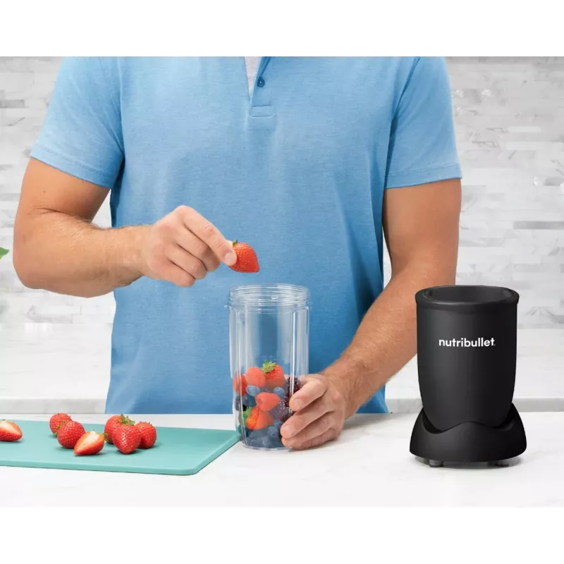 NutriBullet Pro 900 0,9 L stolný mixér 900 W šampanská