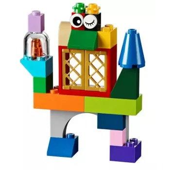 Stavebnica LEGO Classic 10698 — 790 dielov, viacfarebná, 33 farieb, vrátane zelených podložiek a príslušenstva