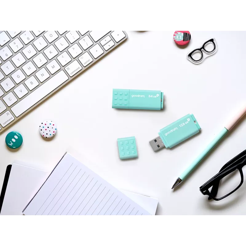 USB flash disk GOODRAM UME3 32 GB USB Type-A 3.2 Gen 1 — tyrkysový, 60 MB/s čítanie, 20 MB/s zápis