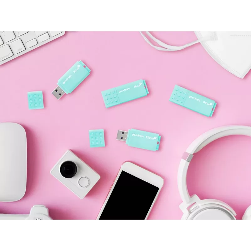 USB flash disk GOODRAM UME3 32 GB USB Type-A 3.2 Gen 1 — tyrkysový, 60 MB/s čítanie, 20 MB/s zápis