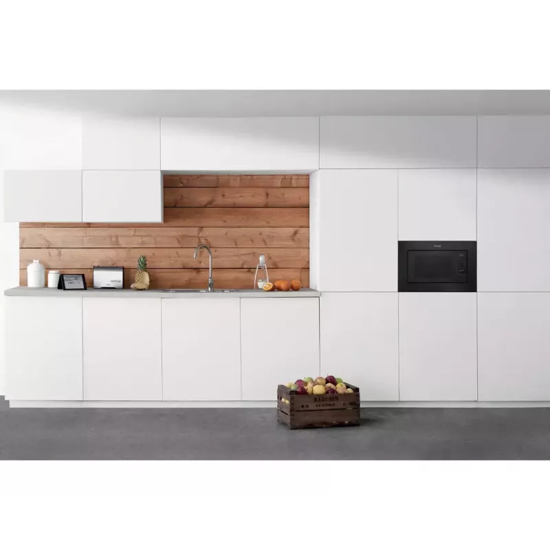 Vstavaná mikrovlnná rúra Amica AMGB20E2GB, 800 W, 20 L
