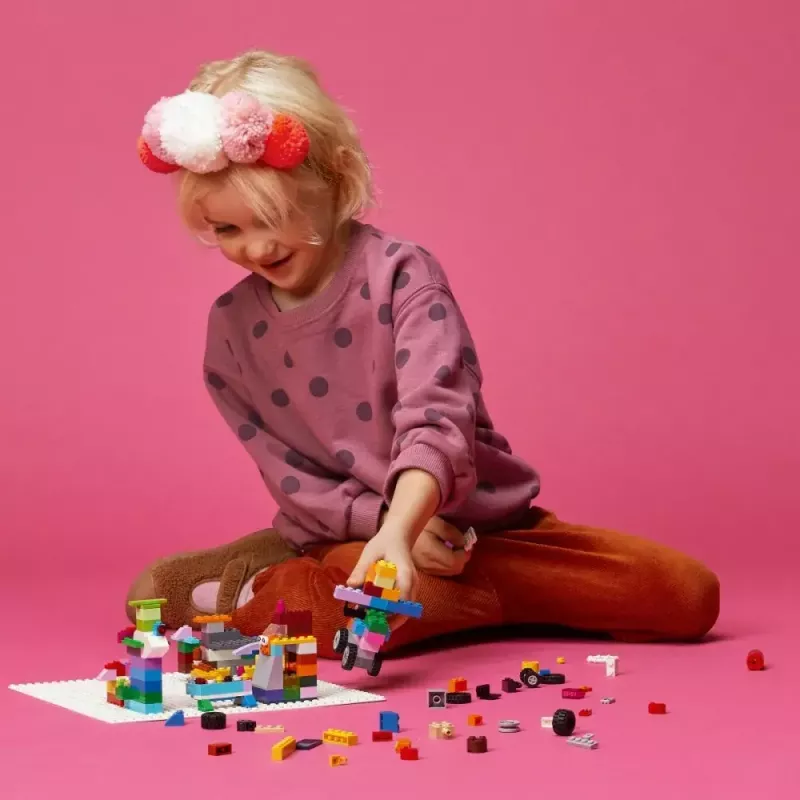 Stavebná doska LEGO 11026 — základná doska 32x32 výstupkov, biela