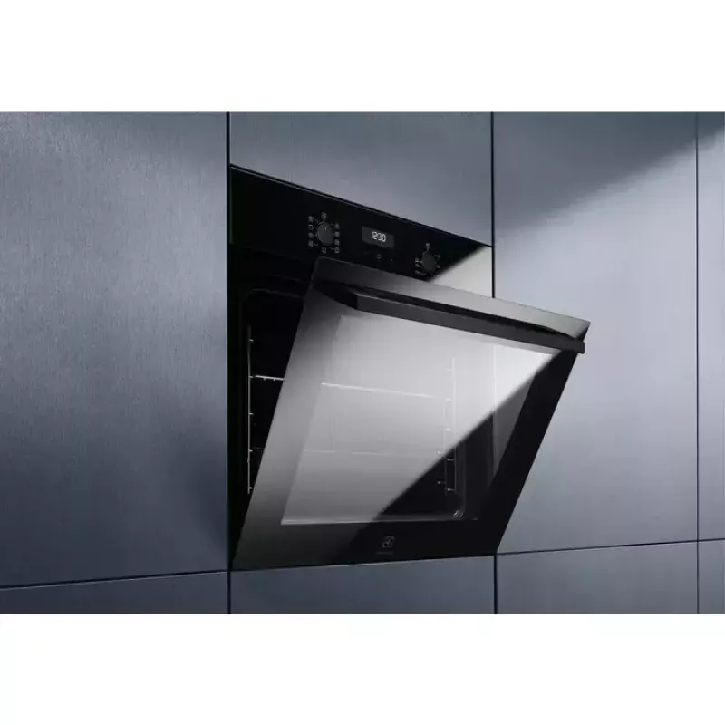 Vstavaná elektrická rúra Electrolux EOF5C50BZ, 65 L, katalytické čistenie, 8 programov, trieda A, čierna