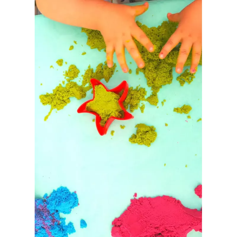 Kinetický piesok pre deti Tuban DYNAMIC SAND SET – FARM viacfarebný