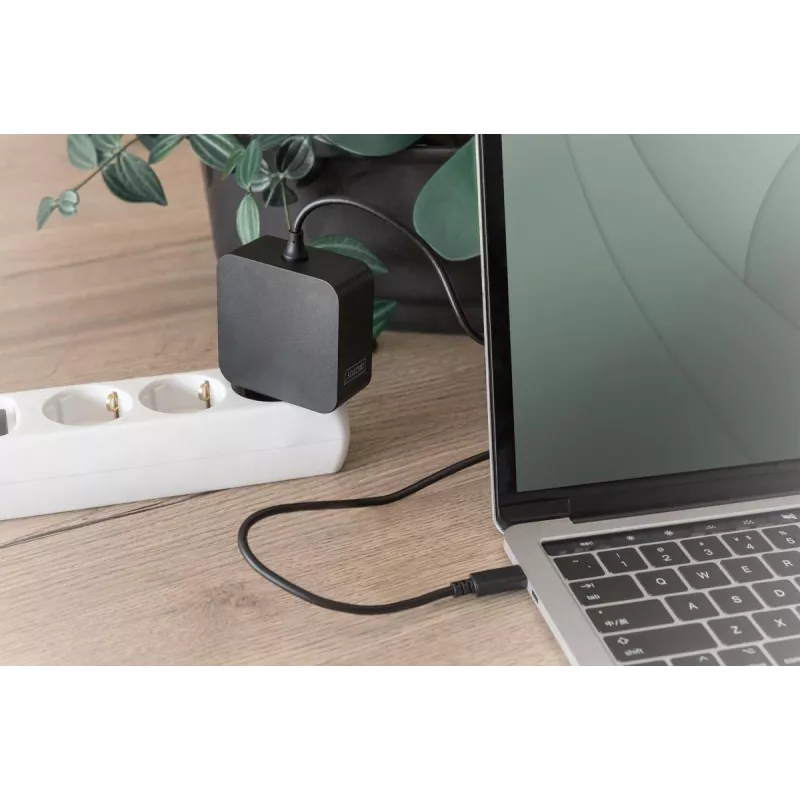 Notebookový napájací zdroj USB-C Digitus DA-10071 65W interiérový AC čierny