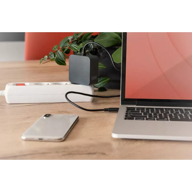 Notebookový napájací zdroj USB-C Digitus DA-10071 65W interiérový AC čierny