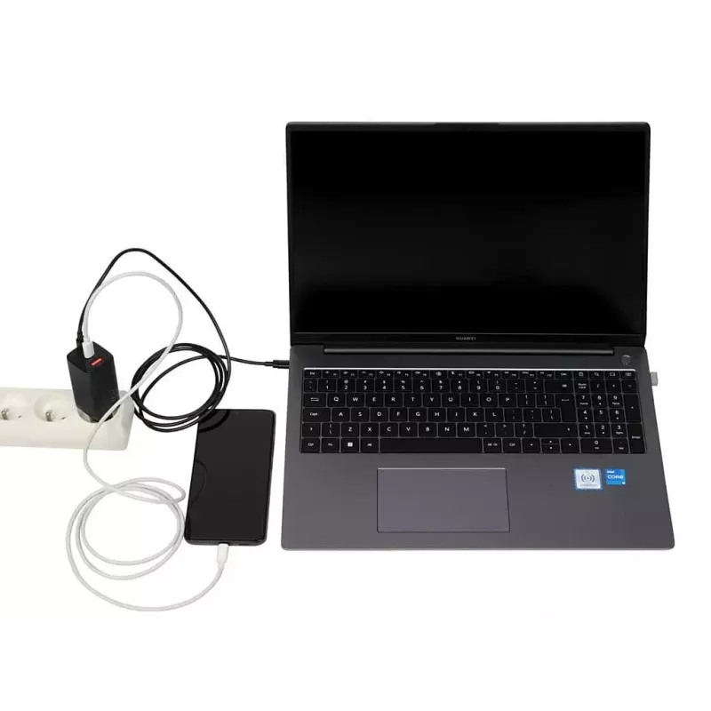 AC nabíjačka pre mobilné zariadenia IBOX ILUC65B — 65 W, 3x USB (2x USB‑A Gen1, 1x USB‑C), čierna, 100–240 V