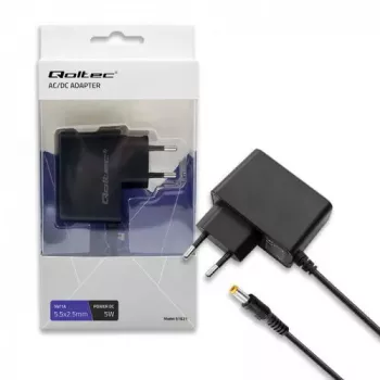 Qoltec 51021 zásuvkový napájací zdroj 5 W, 5 V, 1 A, 5,5x2,5 mm