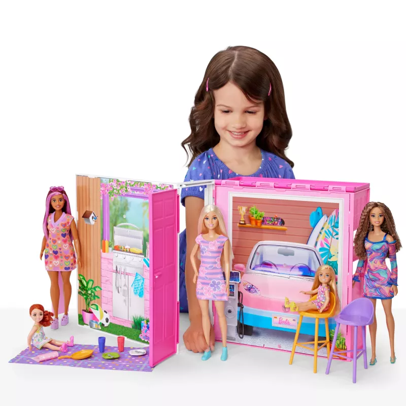 Barbie domček na hranie s bábikou, 4 herné zóny a 11 dekoračných doplnkov
