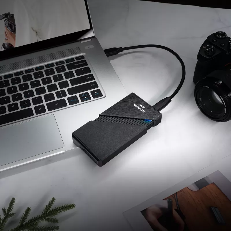 ADATA SE920 Thunderbolt technológia 4 TB USB Type-C USB4 Gen 3x2 čierna