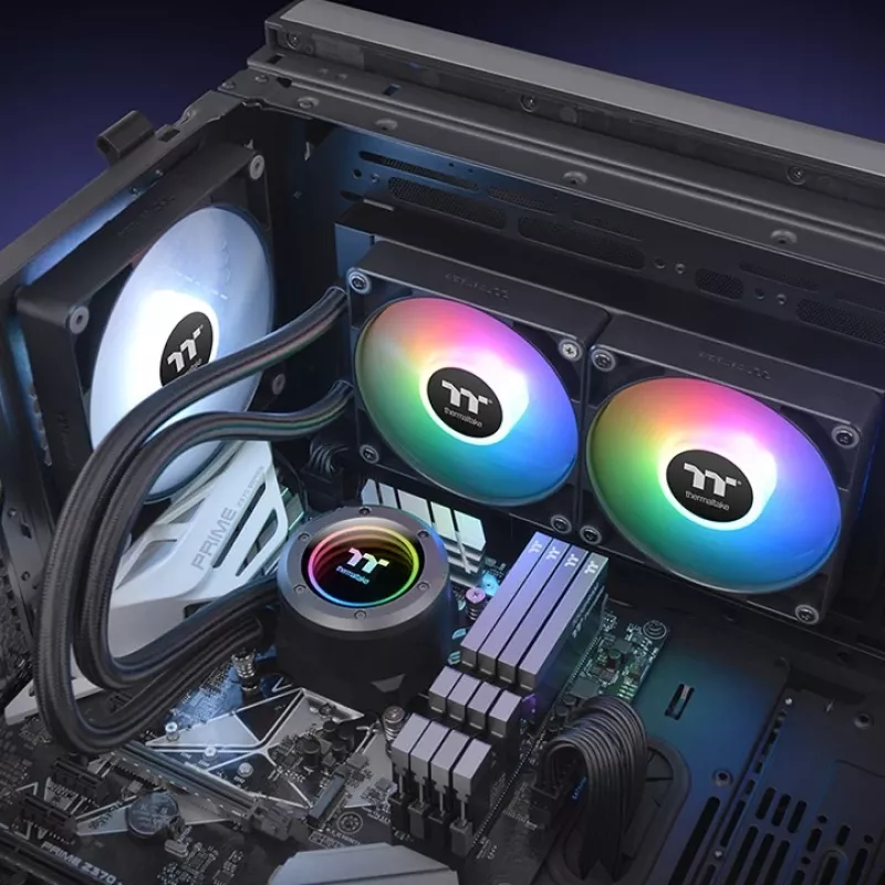 THERMALTAKE vodné chladenie – TH240 V2 ARGB Sync All-in-One kvapalinový chladič