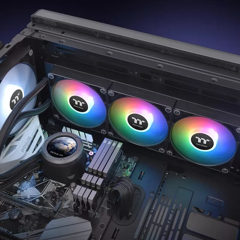 THERMALTAKE vodné chladenie – TH360 V2 Ultra ARGB Sync All-In-One kvapalinový chladič