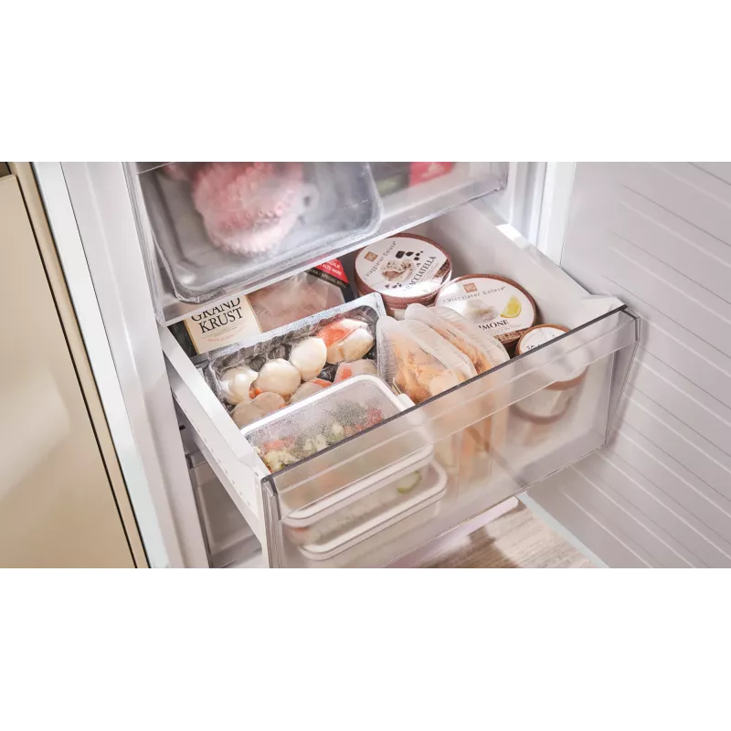 Candy Fresco CNCQ2T618EW voľne stojaca 355 L biela