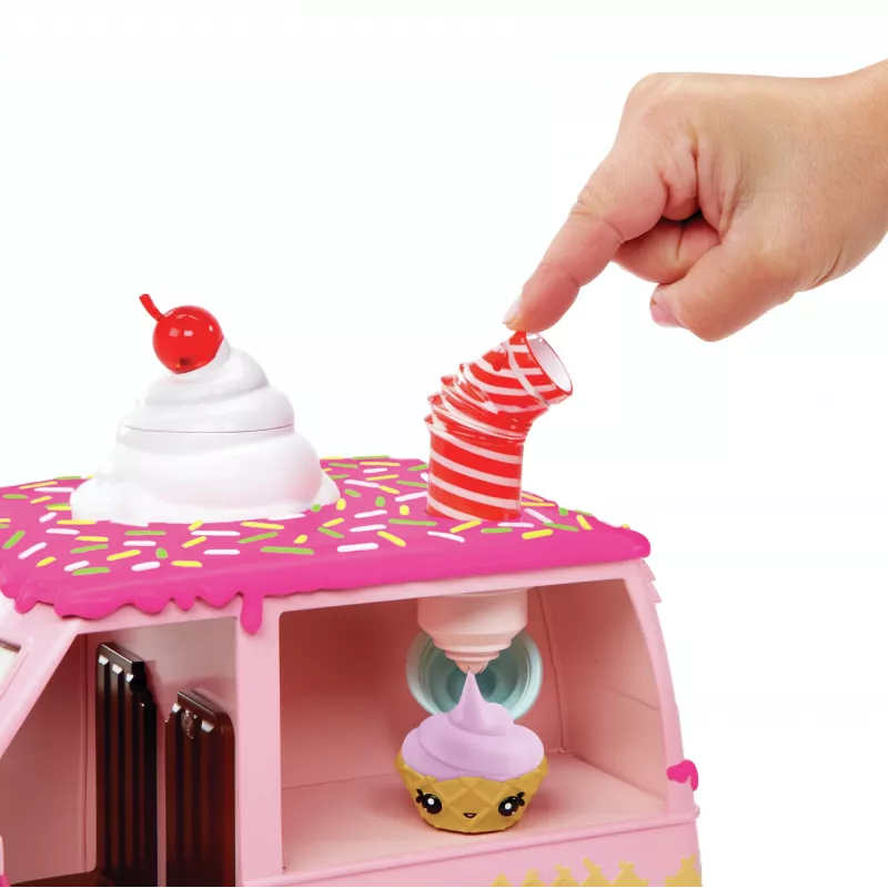 MGA Entertainment Yummiland Lipgloss Truck prívesok na bábiku
