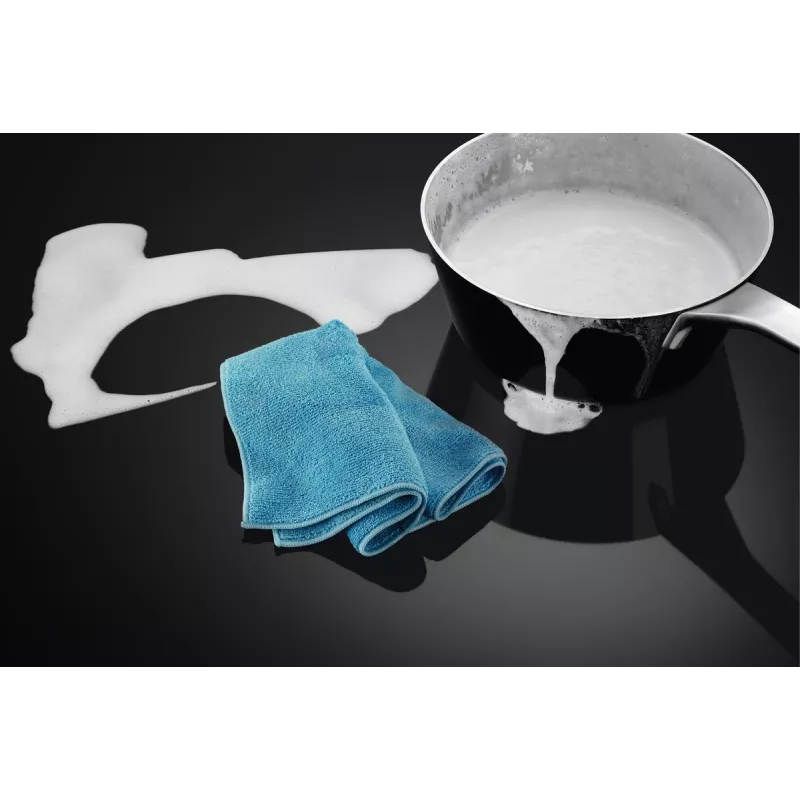 Indukčná varná doska Electrolux Séria 700 EIS82453, 4-zónová 80 cm, čierne sklo, ovládanie Touch- & Scrollbalken