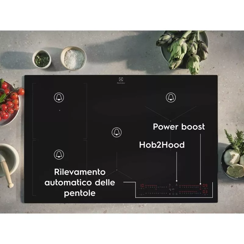 Indukčná varná doska Electrolux Séria 700 EIS82453, 4-zónová 80 cm, čierne sklo, ovládanie Touch- & Scrollbalken