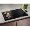 Indukčná varná doska Electrolux Séria 700 EIS82453, 4-zónová 80 cm, čierne sklo, ovládanie Touch- & Scrollbalken