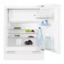 Vstavaná kombinovaná chladnička Electrolux LFB3AE82R — 93 l celkový objem, 16 l mraznička hore, dotykové ovládanie, premenlivé dvere, biela