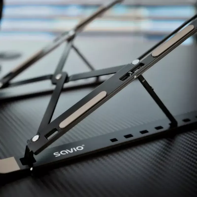 Stojan na notebook SAVIO PB-05 výškovo nastaviteľný prenosný — SAVIO PB-05