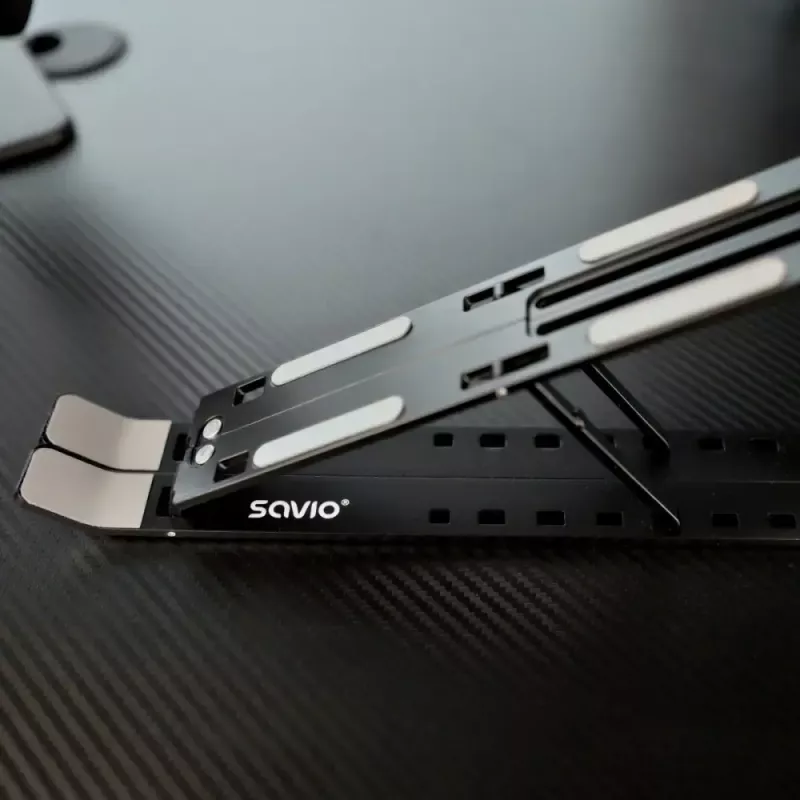 Stojan na notebook SAVIO PB-05 výškovo nastaviteľný prenosný — SAVIO PB-05