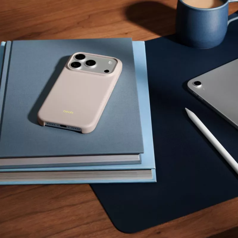 APPLE Beats iPhone 17 Pro - puzdro s MagSafe a ovládaním kamery - Lime Stone