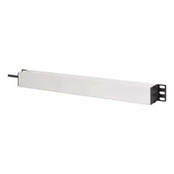 DIGITUS PDU - 1U hliníkový rackmount 8x ochranná zásuvka 1x výstup 16A 230VAC 50/60Hz konektor IEC C20